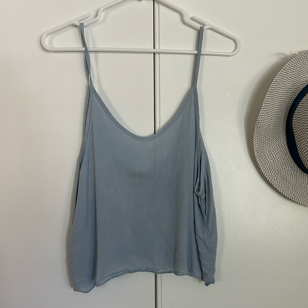 🔴 Brandy Melville Blue Crop Top